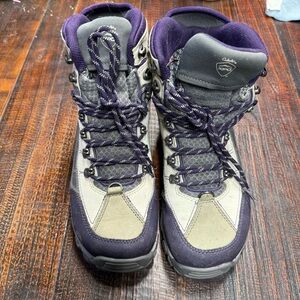 Cabela’s winter boots